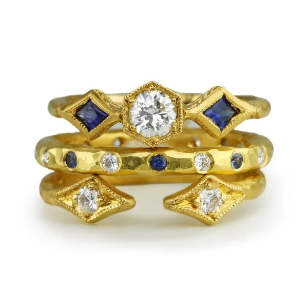 22K Gold and Diamond Double Arrow Ring