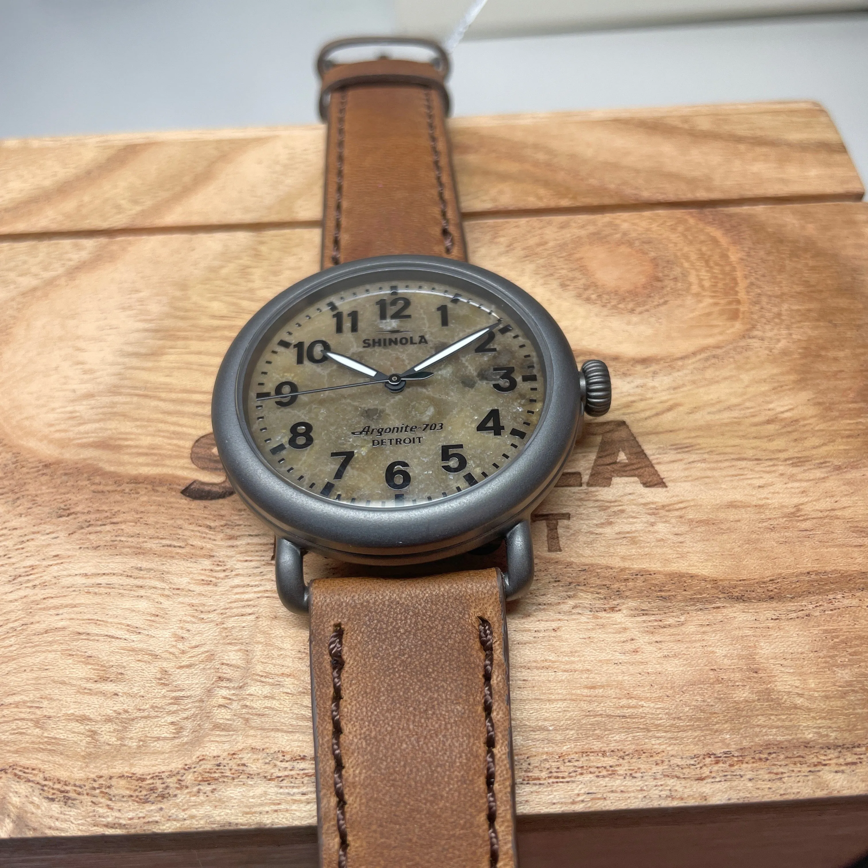 Shinola Runwell 41mm Petoskey Stone Dial British Tan Leather Detroit Watch S0120245779